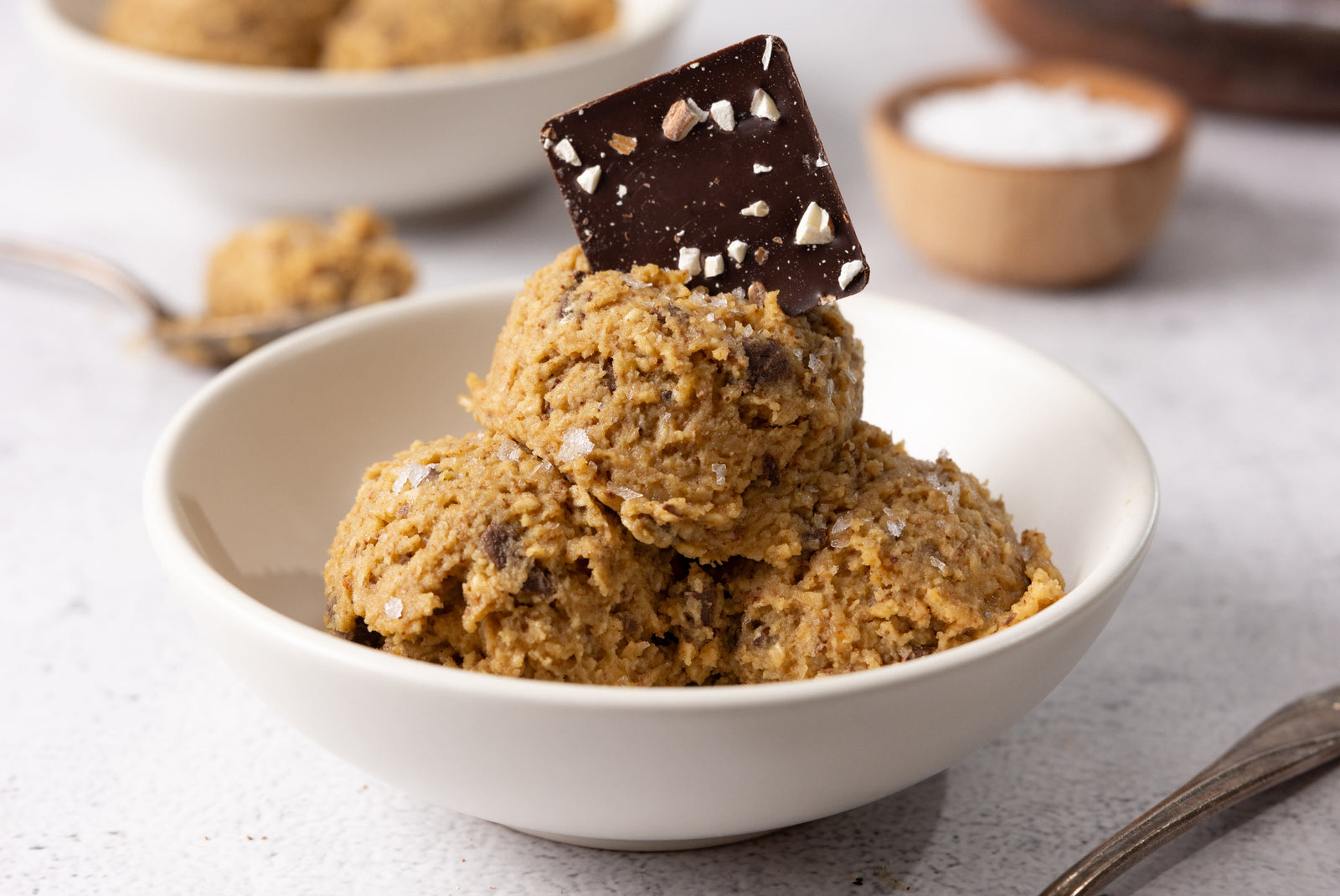 bowl-of-cookie-dough-with-vine-to-bar-chocolate-square